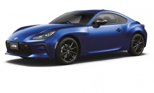 Saphire Blue Pearl