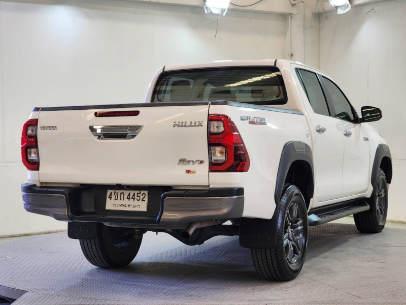 REVO D-CAB 2.4 ENTRY Pre A/T