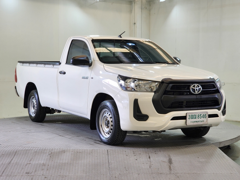 REVO SINGLE CAB 2.4 ENTRY M/T