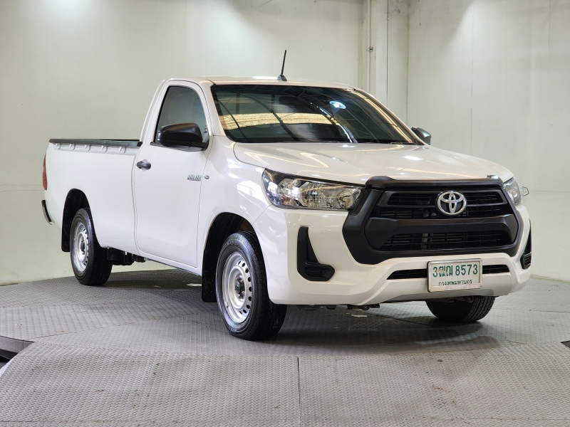 REVO SINGLE CAB 2.4 ENTRY M/T