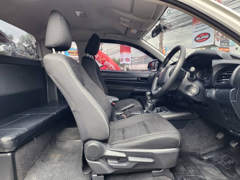 REVO SMART CAB 2.4 ENTRY ZEDITION M/T