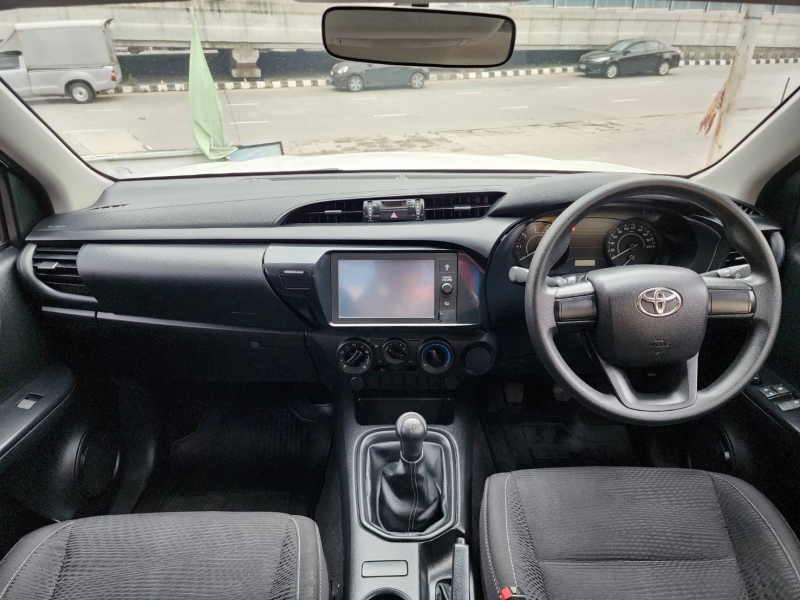 REVO SMART CAB 2.4 ENTRY ZEDITION M/T