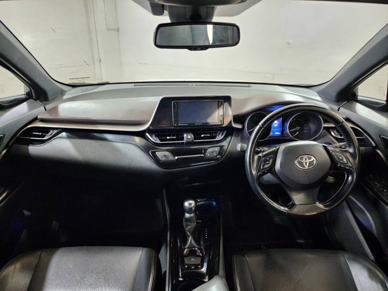 C-HR 1.8 HV HIGH A/T