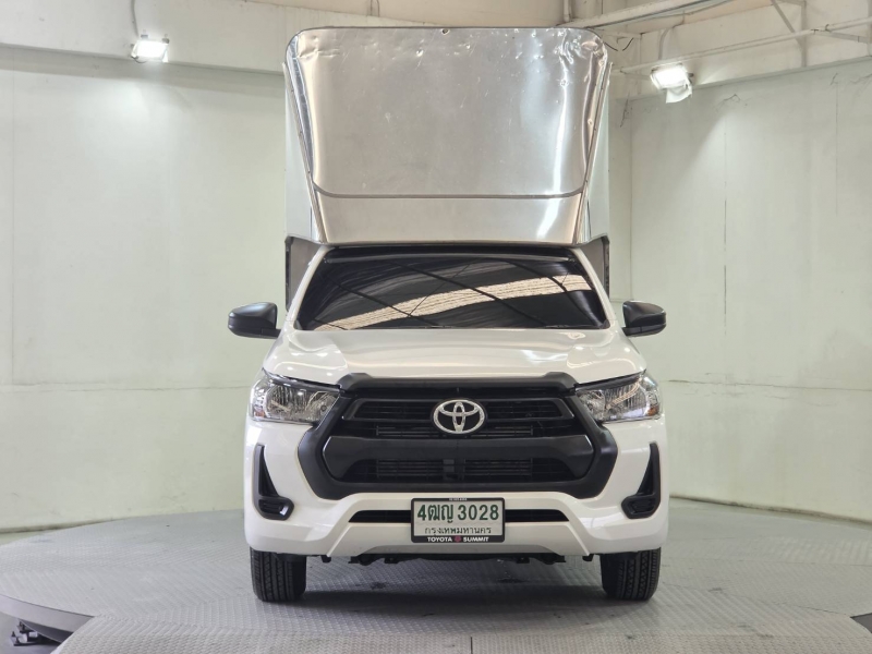 REVO SINGLE CAB 2.4 ENTRY M/T