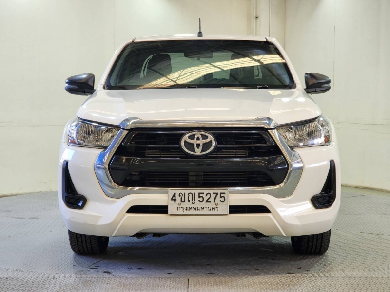 REVO D-CAB 2.4 Z EDITION ENTRY A/T