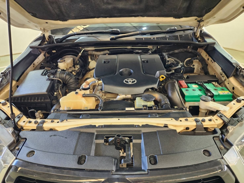 REVO SMART CAB 2.4 Z EDITION ENTRY A/T