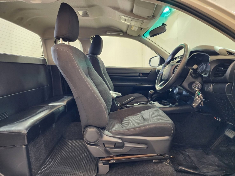 REVO SMART CAB 2.4 Z EDITION ENTRY A/T