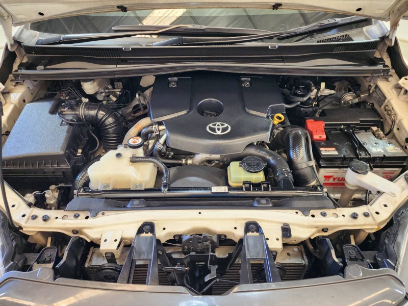 INNOVA 2.8 CRYSTA PREMIUM A/T