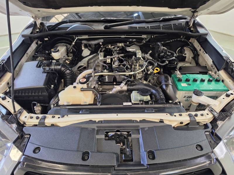 REVO SMART CAB 2.4 Z EDITION ENTRY A/T