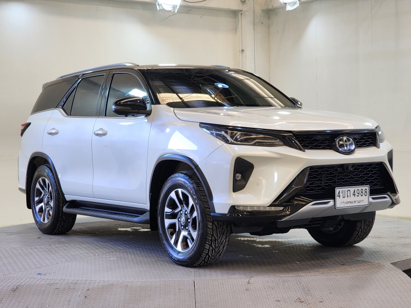 FORTUNER 2.4 LEGENDER A/T