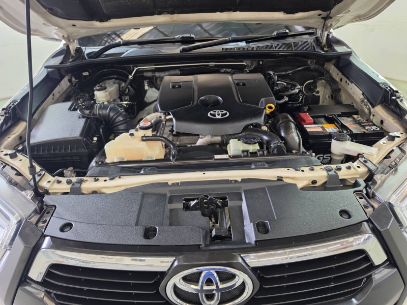 REVO D-CAB 2.4  ENTRY Pre A/T