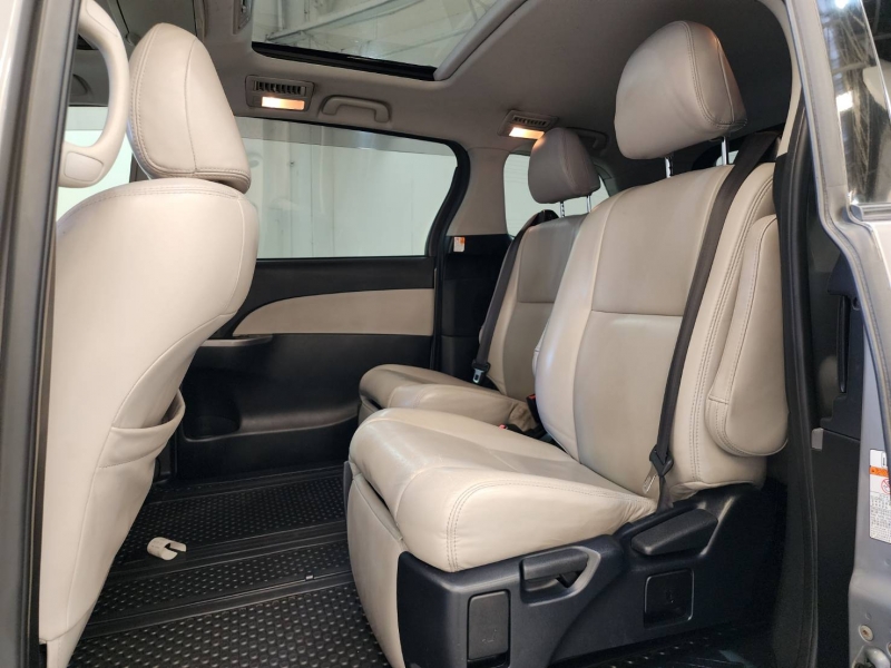 Estima 2.4 Aeras Premium A/T