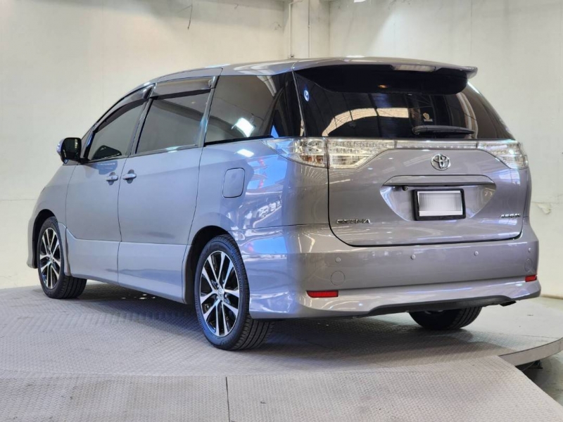 Estima 2.4 Aeras Premium A/T