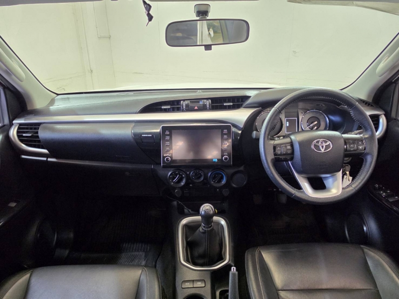 REVO SMART CAB 2.4 Pre MID M/T