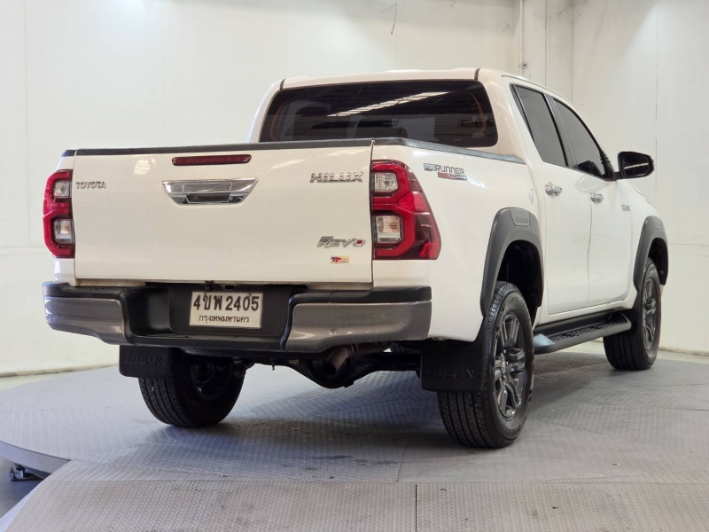 REVO D-CAB 2.4  ENTRY Pre A/T