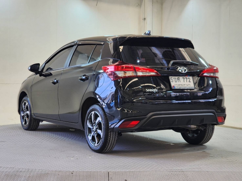 YARIS NEW 1.2 PREMIUM A/T