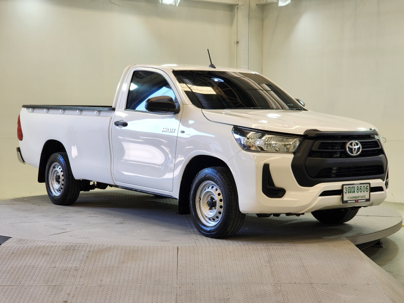 REVO SINGLE CAB 2.4 ENTRY M/T