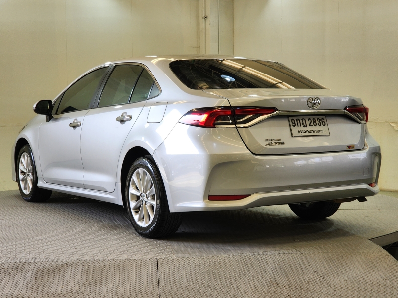ALTIS NEW 1.6 G A/T