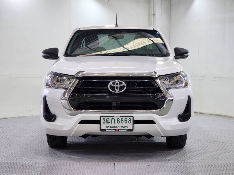 REVO SMART CAB 2.4 Z EDITION ENTRY M/T