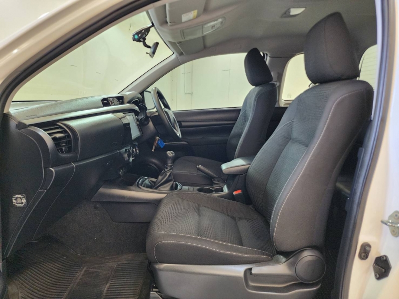 REVO SMART CAB 2.4 Z EDITION ENTRY M/T