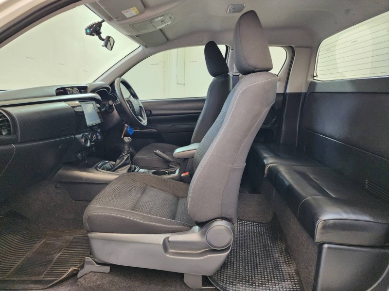 REVO SMART CAB 2.4 Z EDITION ENTRY M/T