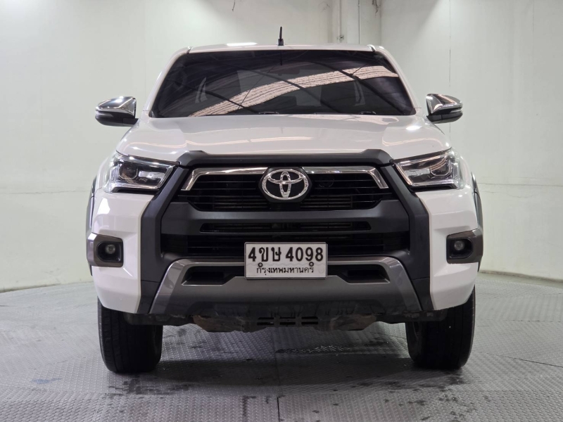 REVO D-CAB 2.4 ENTRY Pre A/T