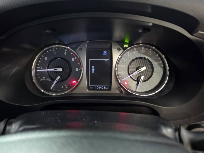 REVO D-CAB 2.4 ENTRY Pre A/T