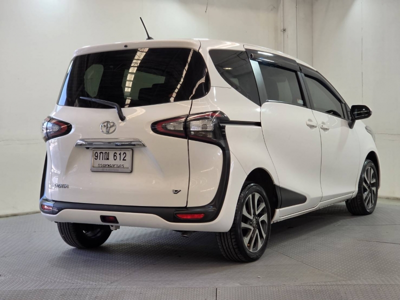 SIENTA 1.5 V A/T