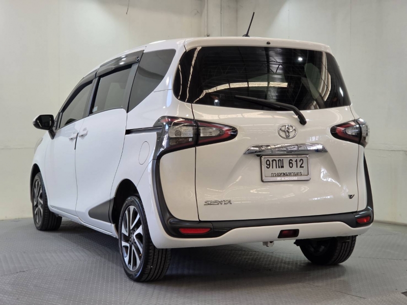 SIENTA 1.5 V A/T