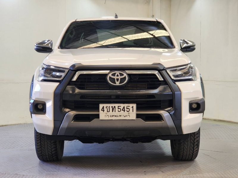 REVO D-CAB 2.4 ENTRY PRE A/T