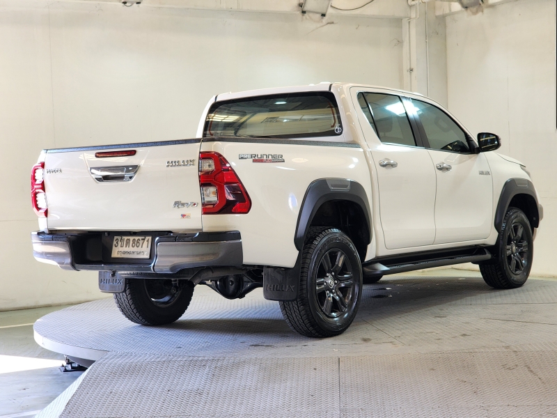 REVO D-CAB 2.4 ENTRY Pre A/T