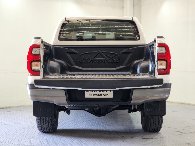 REVO D-CAB 2.4 ENTRY Pre A/T