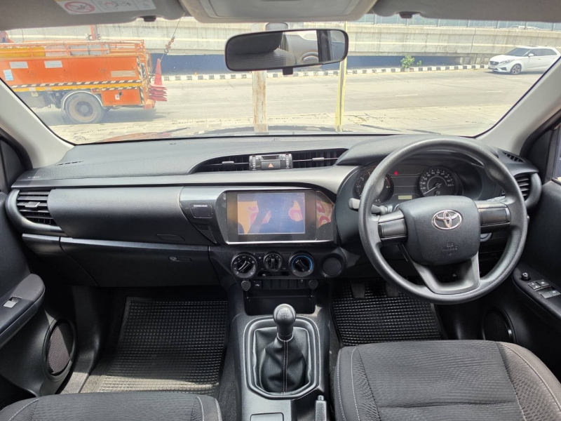 REVO SMART CAB 2.4 Z EDITION ENTRY M/T (หน้าใหม่)