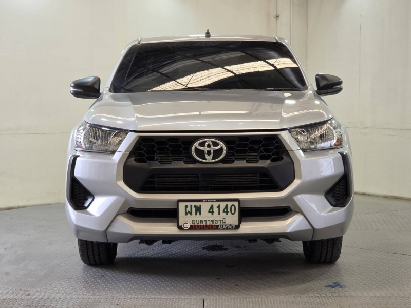 REVO SMART CAB 2.4 Z EDITION ENTRY M/T (หน้าใหม่)