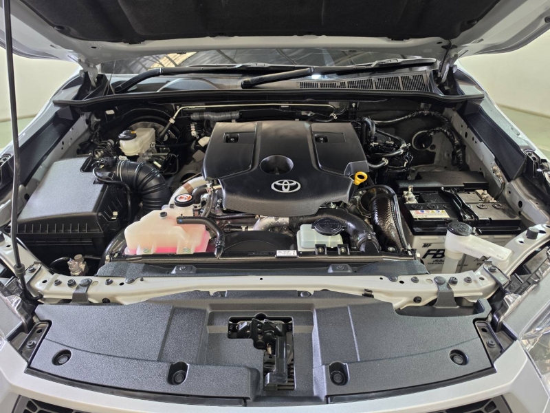 REVO SMART CAB 2.4 Z EDITION ENTRY M/T (หน้าใหม่)