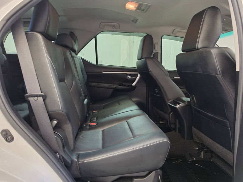 FORTUNER 2.4 LEADER G A/T
