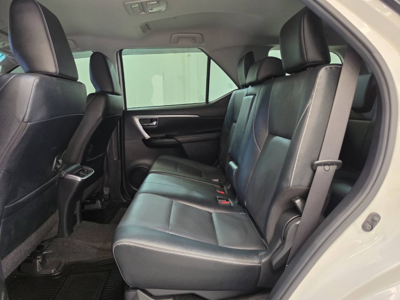 FORTUNER 2.4 LEADER G A/T