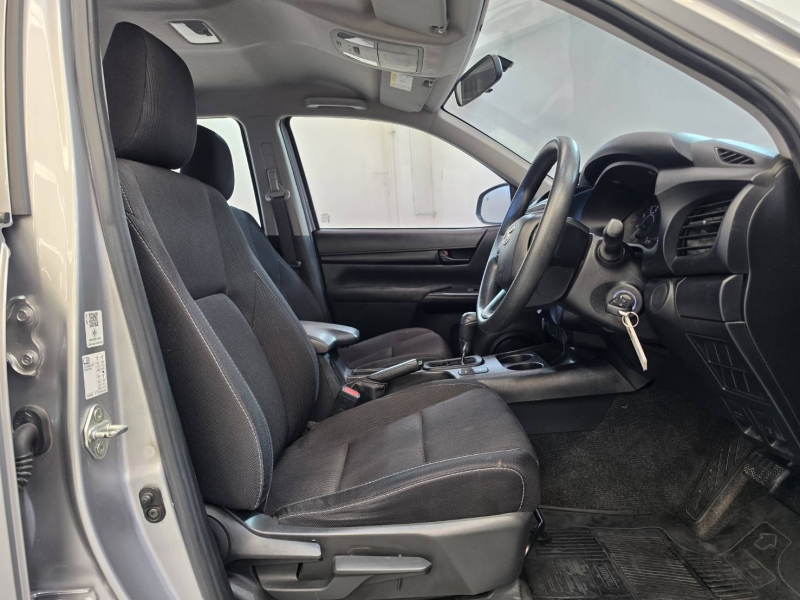 REVO D-CAB 2.4 Z EDITION ENTRY A/T
