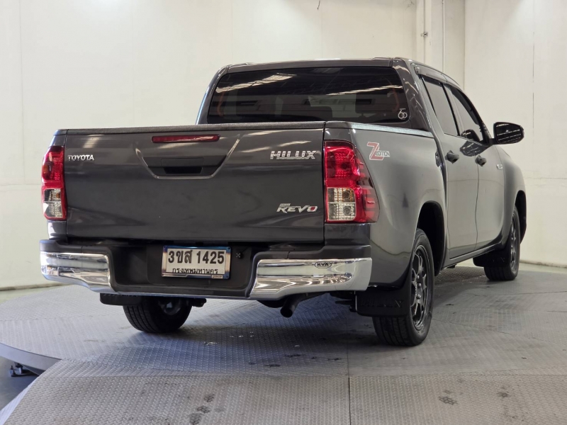 REVO D-CAB 2.4 Z EDITION ENTRY A/T