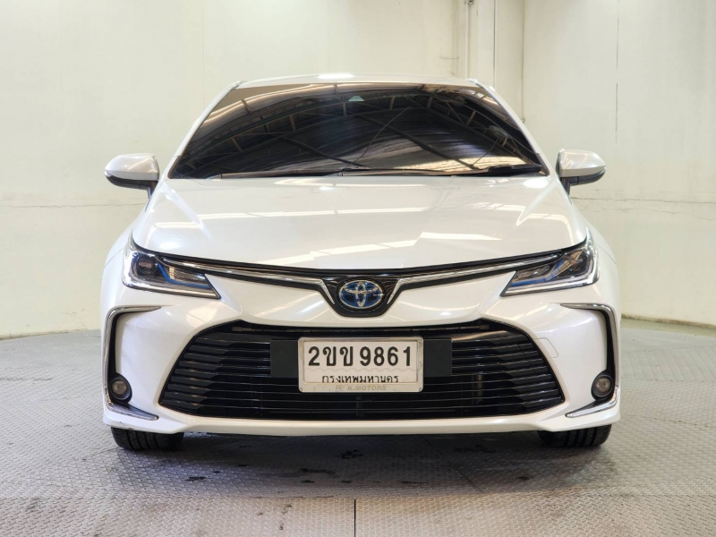 ALTIS NEW 1.8 HV PREMIUM SAFETY A/T