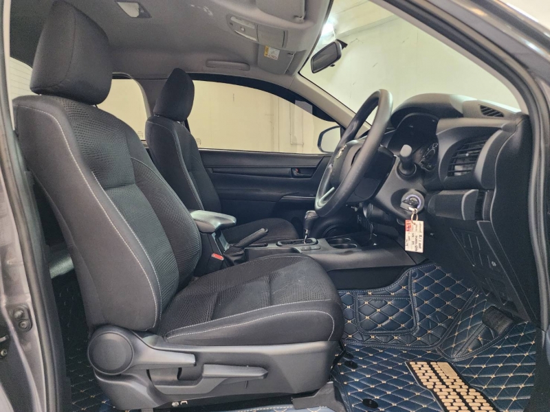 REVO SMART CAB 2.4 Z EDITION ENTRY A/T (หน้าใหม่)