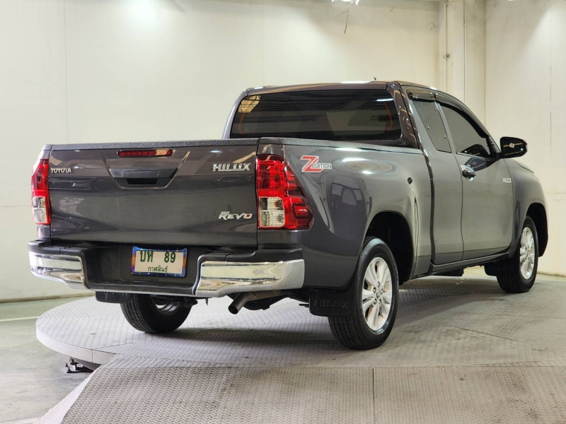 REVO SMART CAB 2.4 Z EDITION ENTRY A/T (หน้าใหม่)