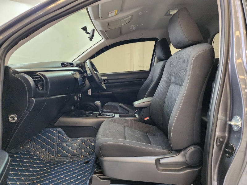 REVO SMART CAB 2.4 Z EDITION ENTRY A/T (หน้าใหม่)