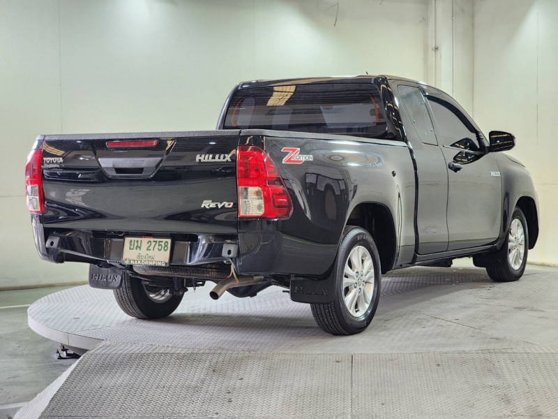 REVO SMART CAB 2.4 Z EDITION ENTRY M/T (หน้าใหม่)