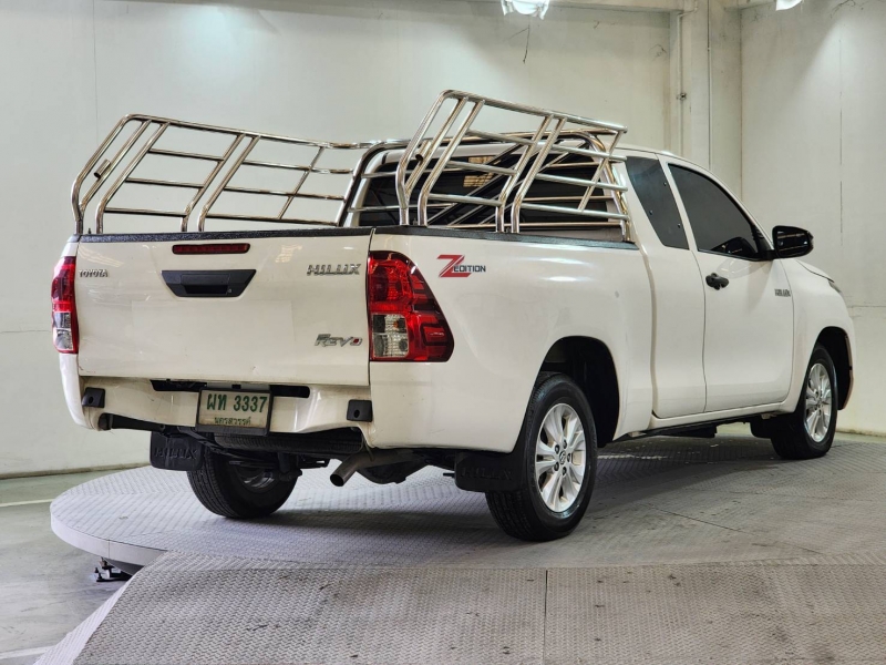 REVO SMART CAB 2.4 Z EDITION ENTRY M/T