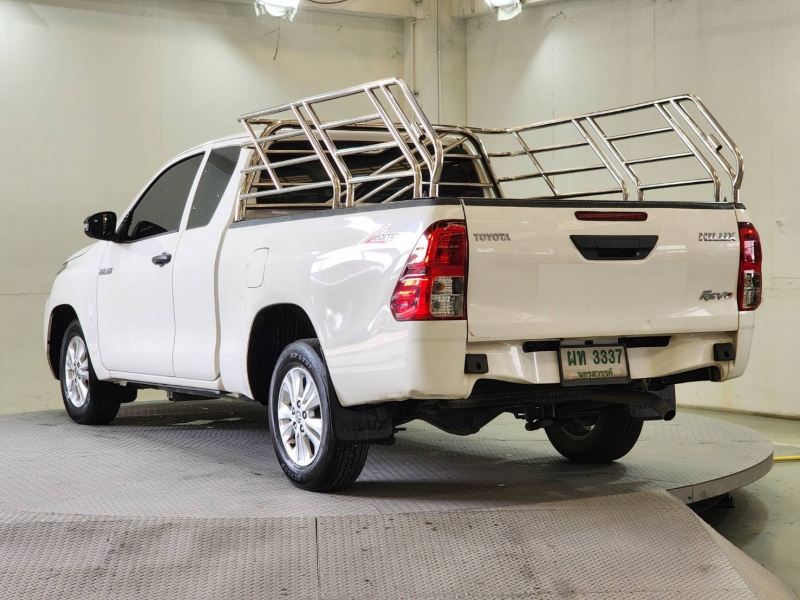 REVO SMART CAB 2.4 Z EDITION ENTRY M/T