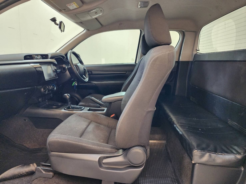 REVO SMART CAB 2.4 Z EDITION ENTRY A/T