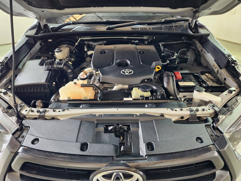 REVO SINGLE CAB 2.4 ENTRY M/T