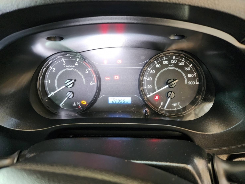 REVO SINGLE CAB 2.4 ENTRY M/T