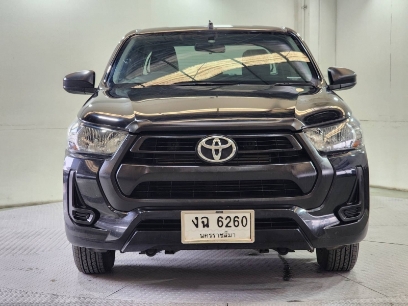 REVO D-CAB 2.4 ENTRY M/T